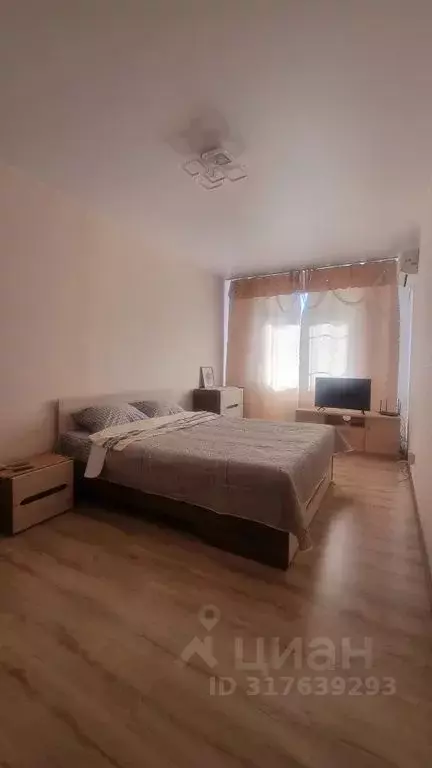1-к кв. Волгоградская область, Волгоград ул. 8-й Воздушной Армии, 14А ... - Фото 0
