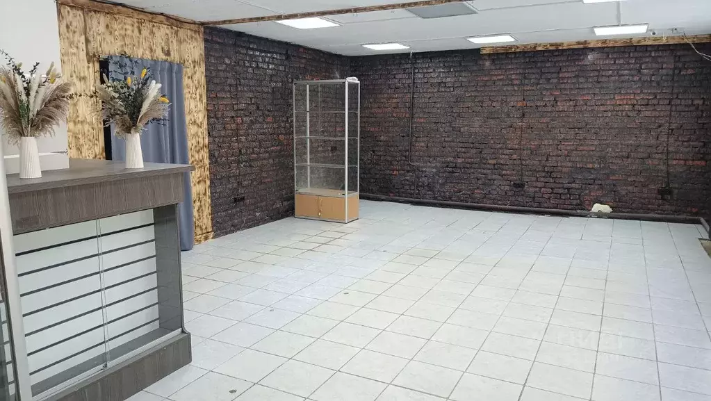 Помещение свободного назначения в Тульская область, Венев ул. Льва ... - Фото 1