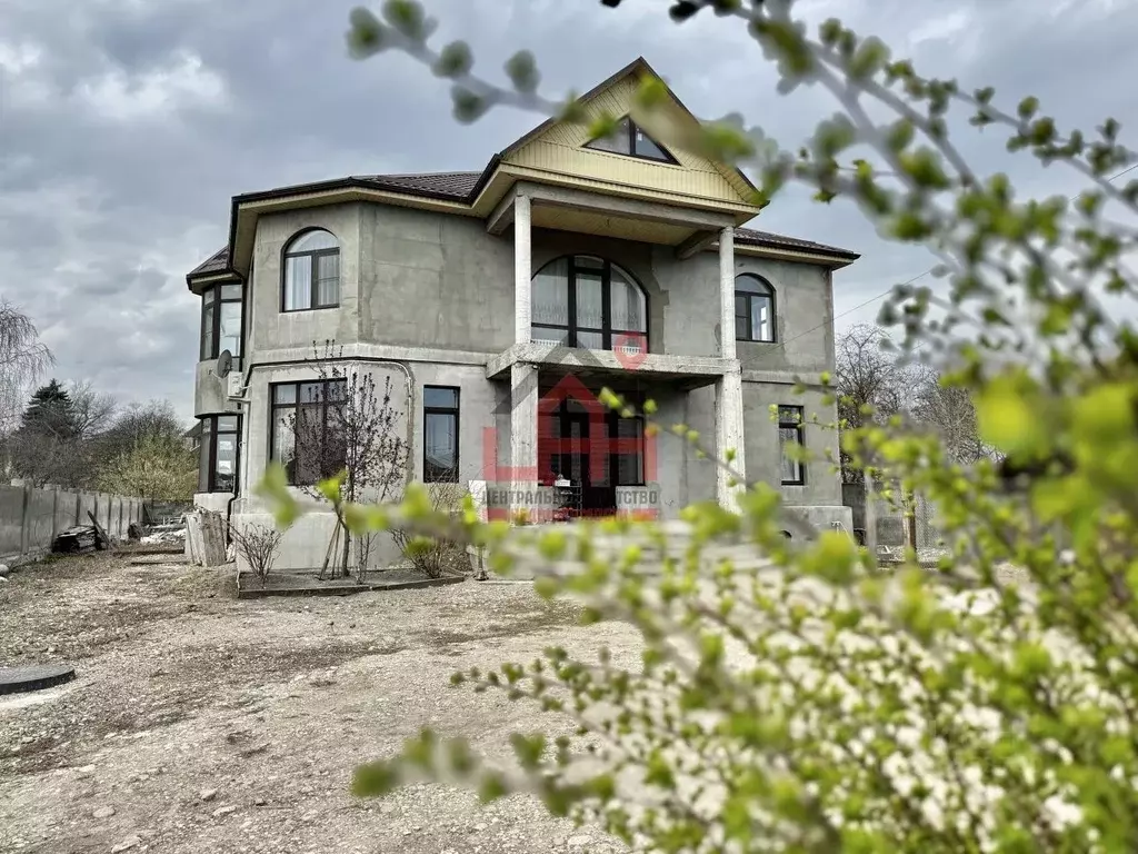 Дом в Ставропольский край, Ессентуки Воронцовская ул., 1 (404 м) - Фото 1