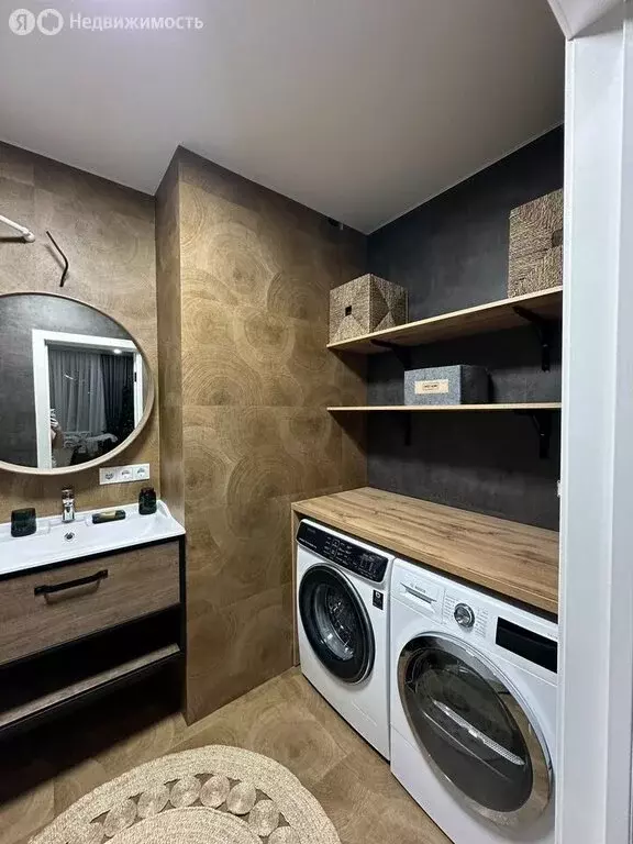 2-комнатная квартира: Новый Уренгой, проспект Губкина, 28 (53.3 м) - Фото 0