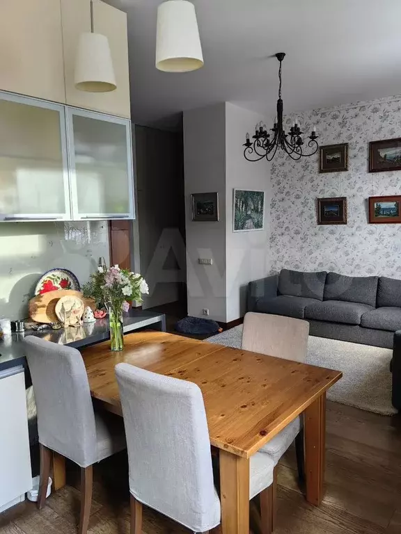 3-к. квартира, 80 м, 2/8 эт. - Фото 1