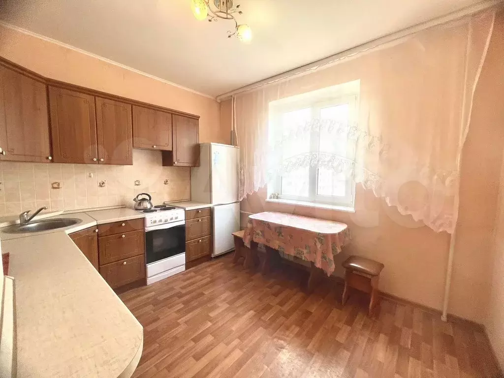 1-к. квартира, 37 м, 8/17 эт. - Фото 0