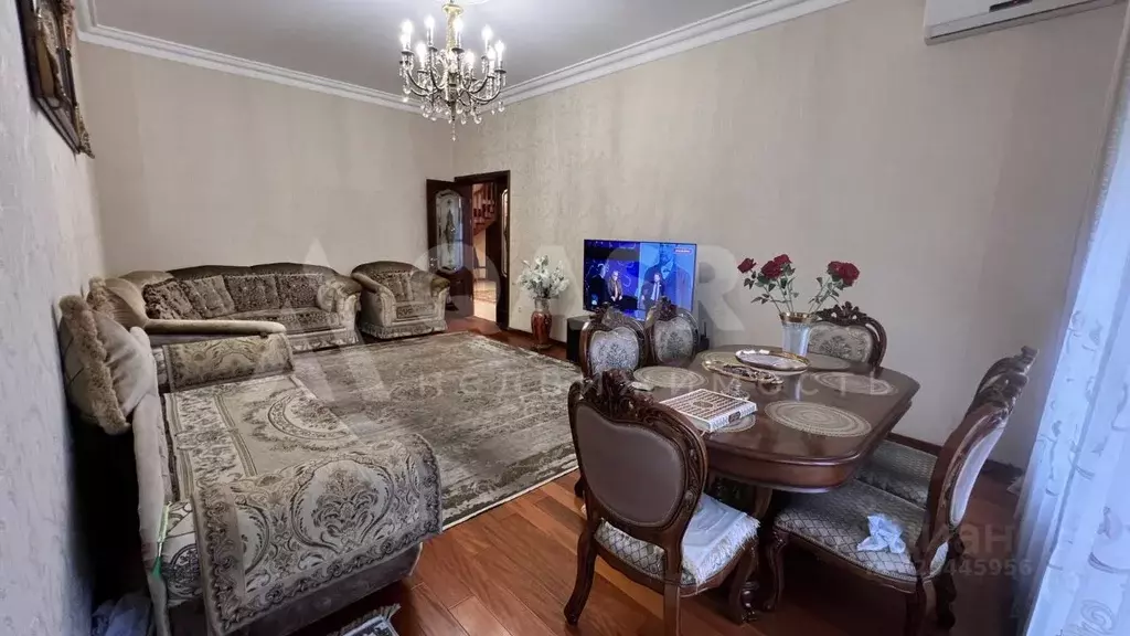 5-к кв. Дагестан, Махачкала ул. Мирзабекова, 35 (220.0 м) - Фото 2