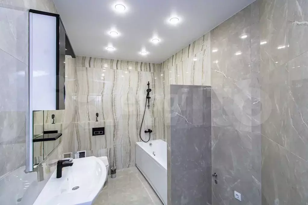 1-к. квартира, 40 м, 20/24 эт. - Фото 1