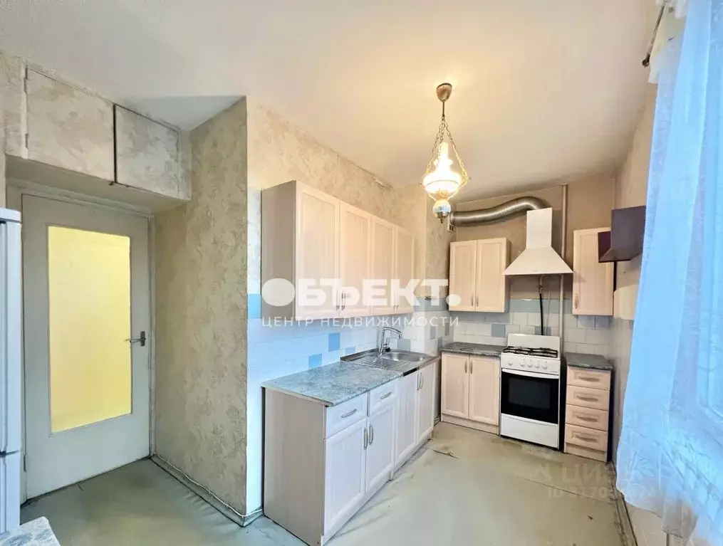 3-к кв. Санкт-Петербург ул. Дыбенко, 12к1Ж (58.7 м) - Фото 0
