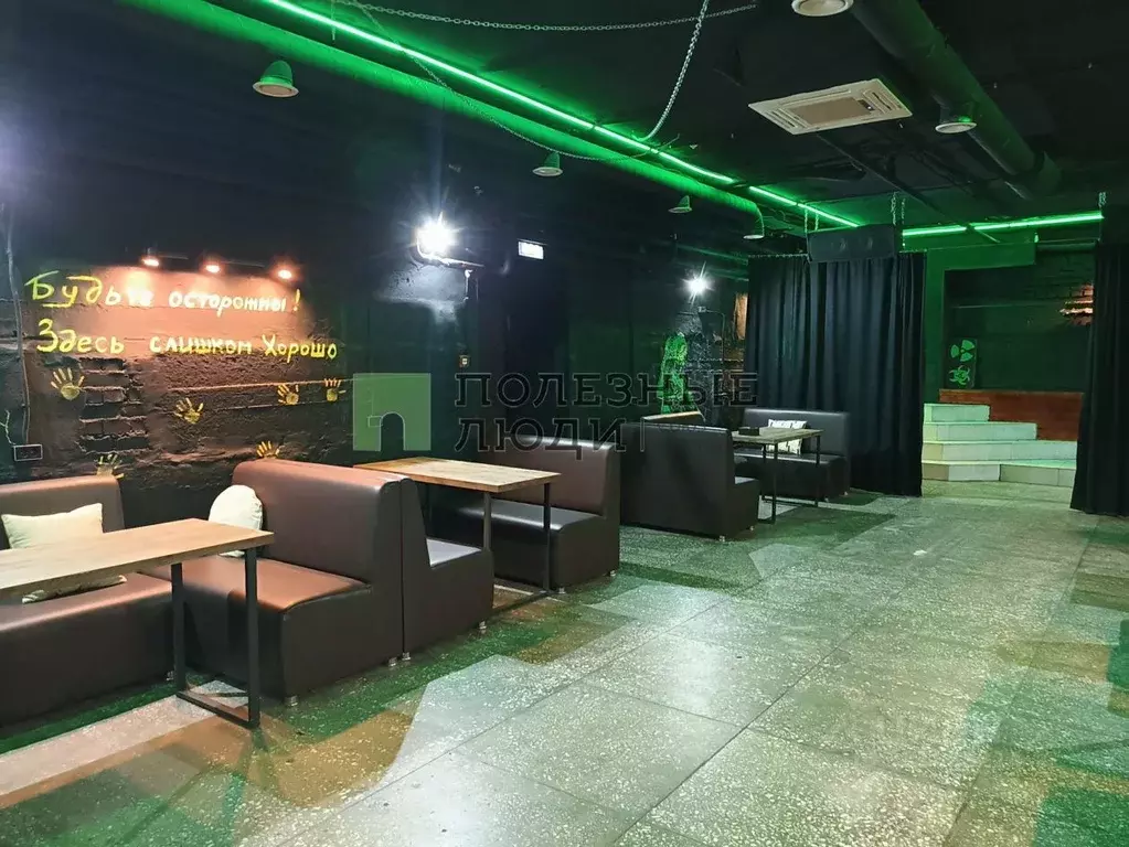 Помещение свободного назначения в Красноярский край, Красноярск ул. ... - Фото 1