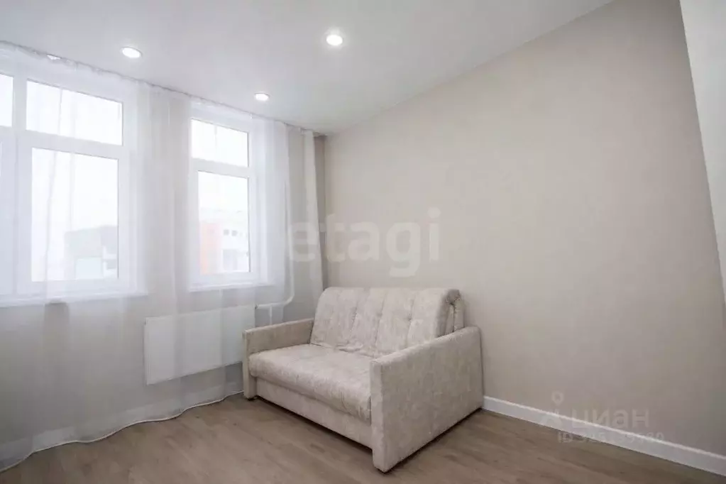 Студия Ульяновская область, Ульяновск ул. Юго-западная, 15 (24.1 м) - Фото 1