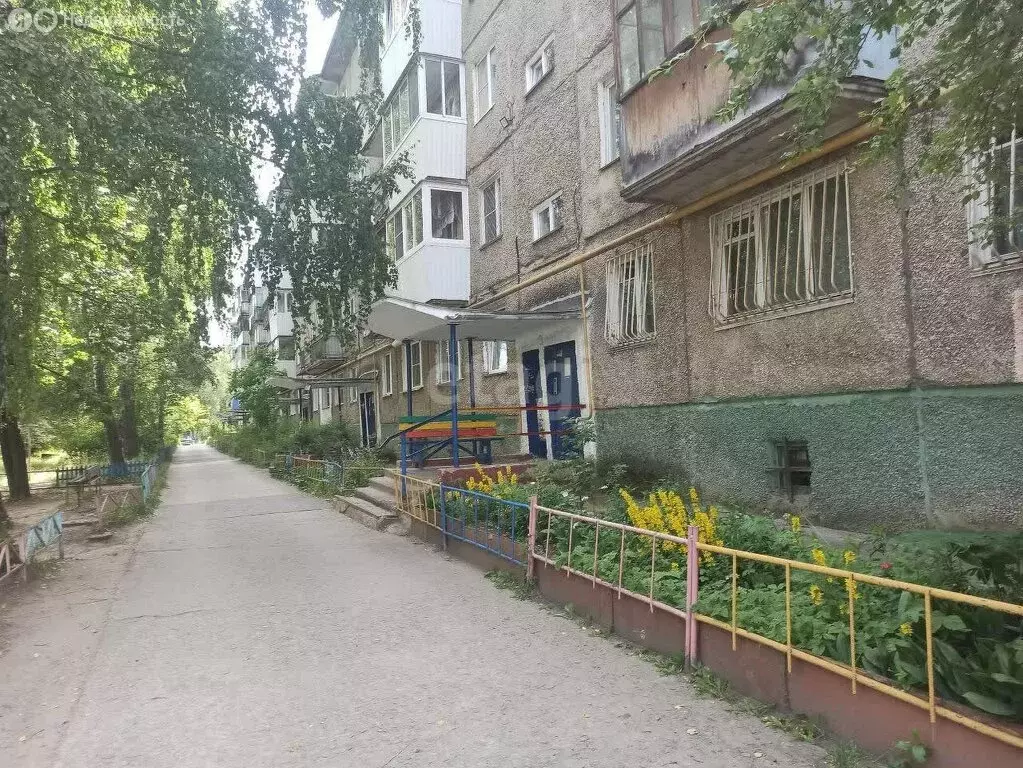 1-комнатная квартира: Златоуст, проспект имени Ю.А. Гагарина, 7-я ... - Фото 1