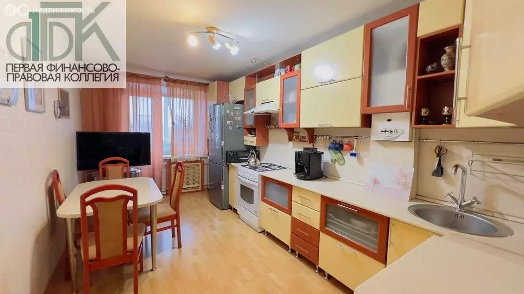 3-комнатная квартира: Арзамас, улица 50 лет ВЛКСМ, 38к1 (69 м) - Фото 2