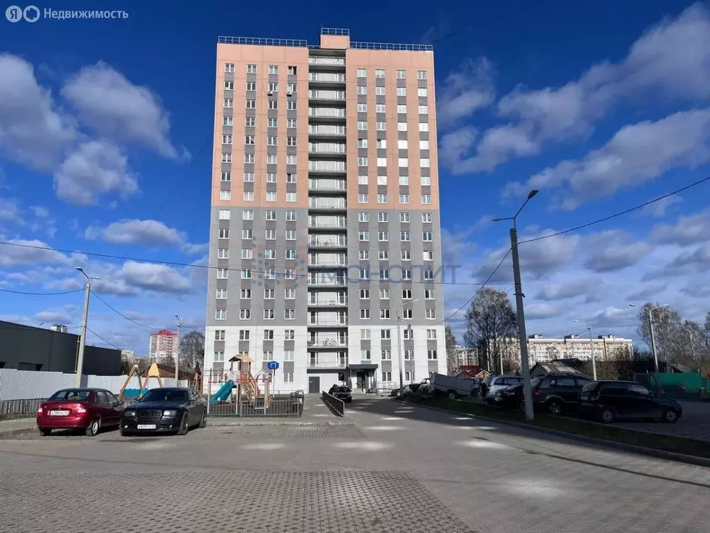 2-комнатная квартира: Киров, улица Энтузиастов, 52А (58.2 м) - Фото 0