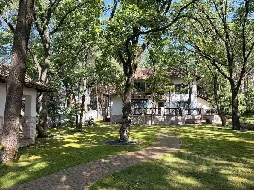 Коттедж в Самарская область, Тольятти Комсомольское ш., 76с15 (404 м) - Фото 1