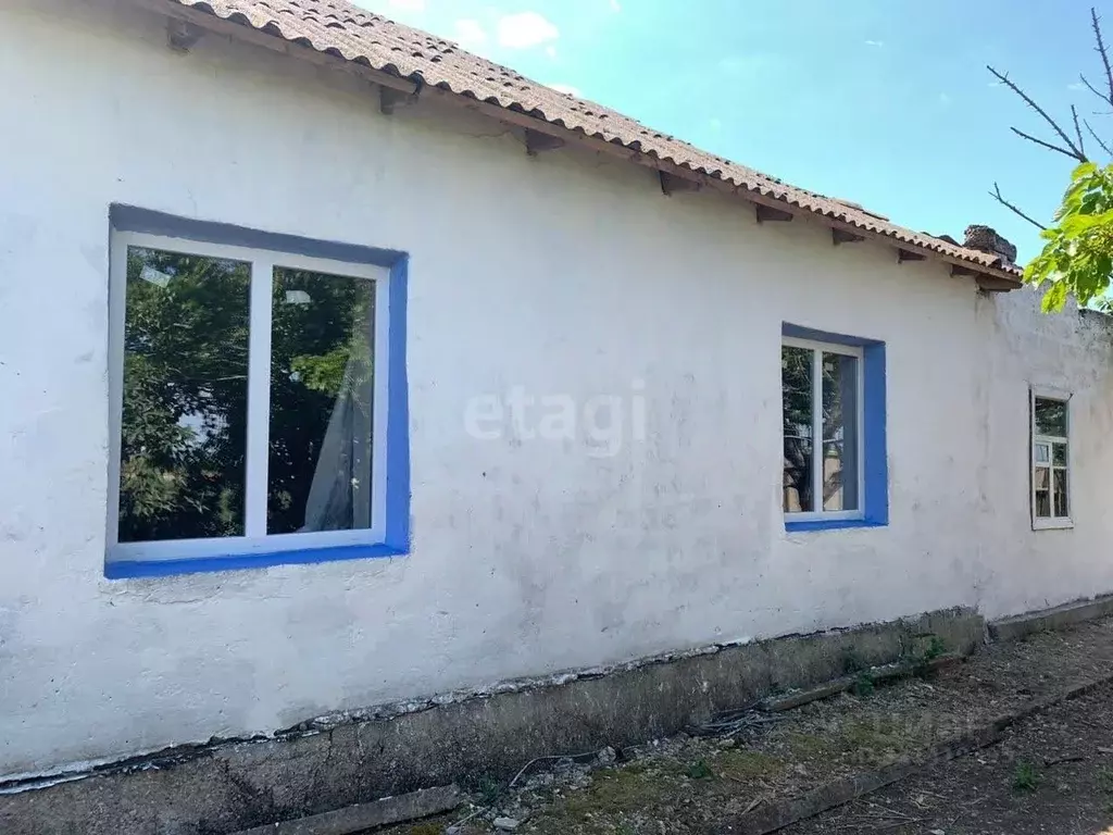 Дом в Крым, Краснознаменское с/пос, с. Трактовое ул. Титова (93 м) - Фото 2