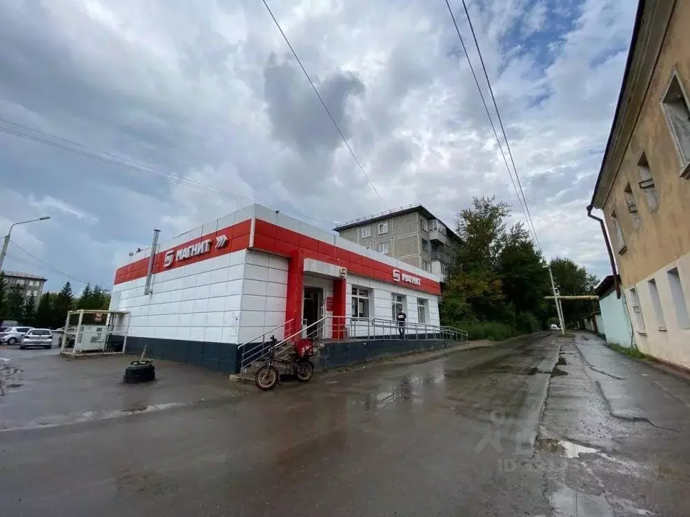 3-к кв. Омская область, Омск ул. Чайковского, 10 (62.5 м) - Фото 1