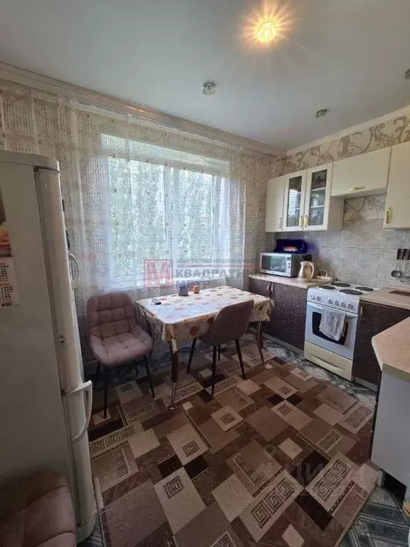 1-к кв. Белгородская область, Старый Оскол Королева мкр, 3 (37.0 м) - Фото 0