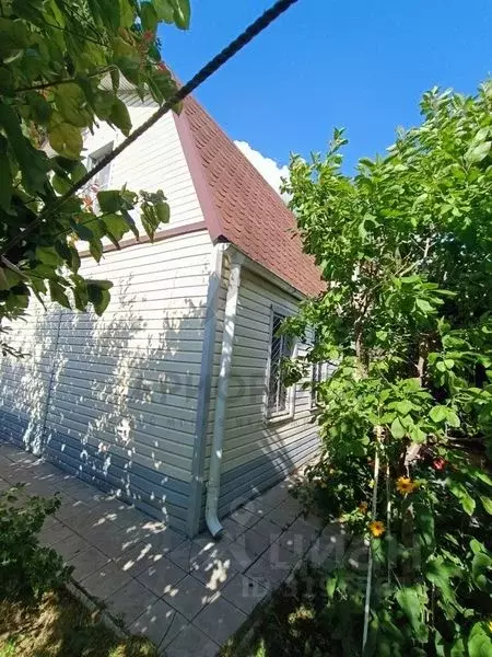 Дом в Волгоградская область, Волгоград ул. Героев Тулы, 20/110 (87 м) - Фото 1
