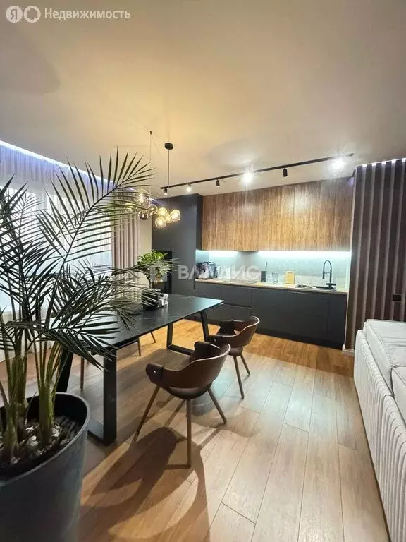 2-комнатная квартира: Краснодар, Сормовская улица, 1/3 (75 м) - Фото 1