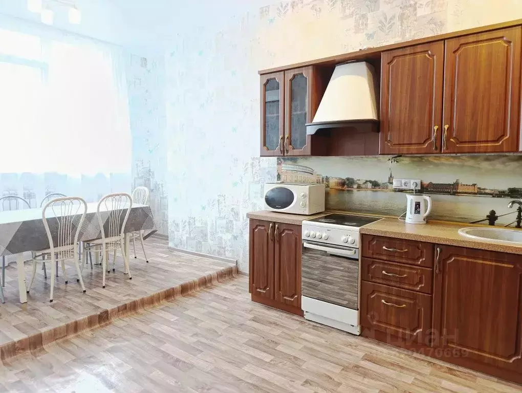3-к кв. Краснодарский край, Геленджик Киевская ул., 48 (100.0 м) - Фото 0