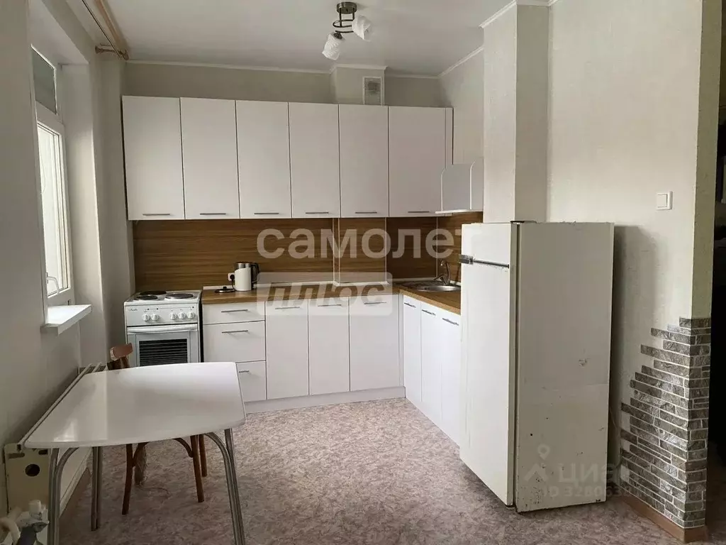 Студия Алтайский край, Бийск Ленинградская ул., 36 (29.4 м) - Фото 1