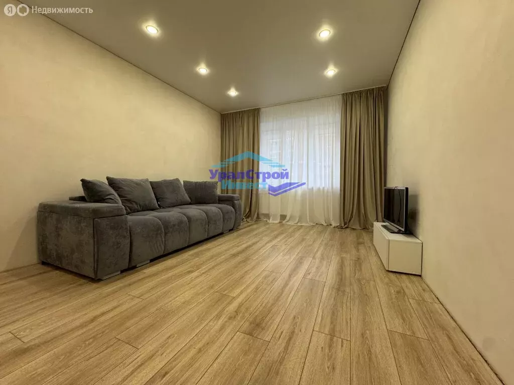 2-комнатная квартира: Октябрьский, улица Рахимьяна Насырова, 11 (53.08 ... - Фото 1