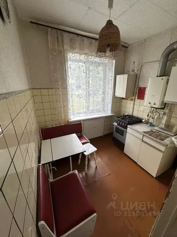 3-к кв. Ульяновская область, Ульяновск просп. Нариманова, 82 (46.0 м) - Фото 0