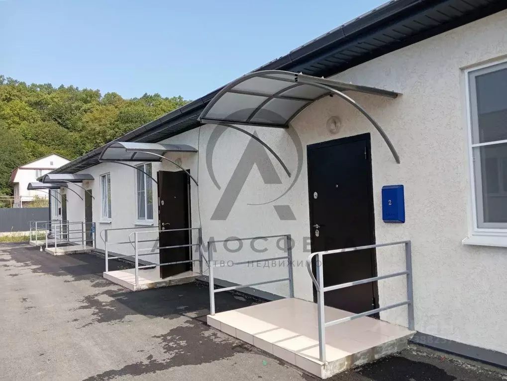 Дом в Краснодарский край, Хадыженск Апшеронский район, Черноморская ... - Фото 1