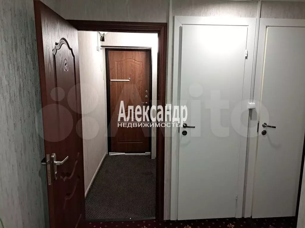 5-к. квартира, 100 м, 1/9 эт. - Фото 0