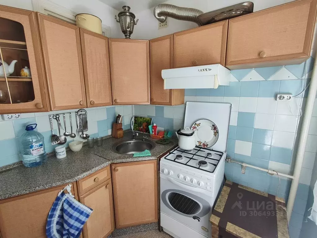 3-к кв. Саратовская область, Саратов Деловая ул., 17 (58.0 м) - Фото 1