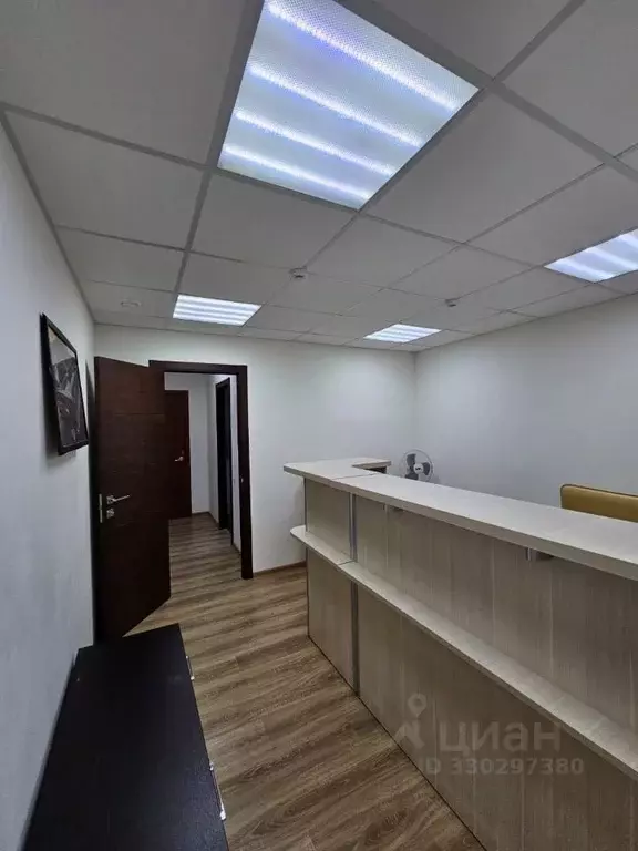 Офис в Татарстан, Казань ул. Комиссара Габишева, 2 (102 м) - Фото 2