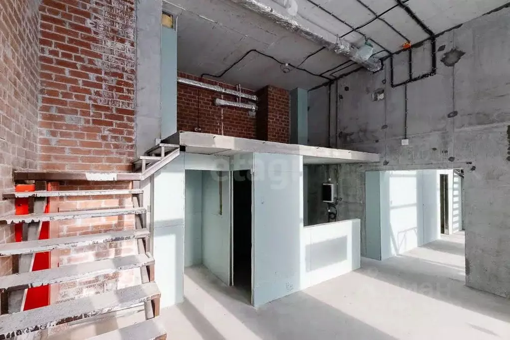 Помещение свободного назначения в Свердловская область, Екатеринбург ... - Фото 1