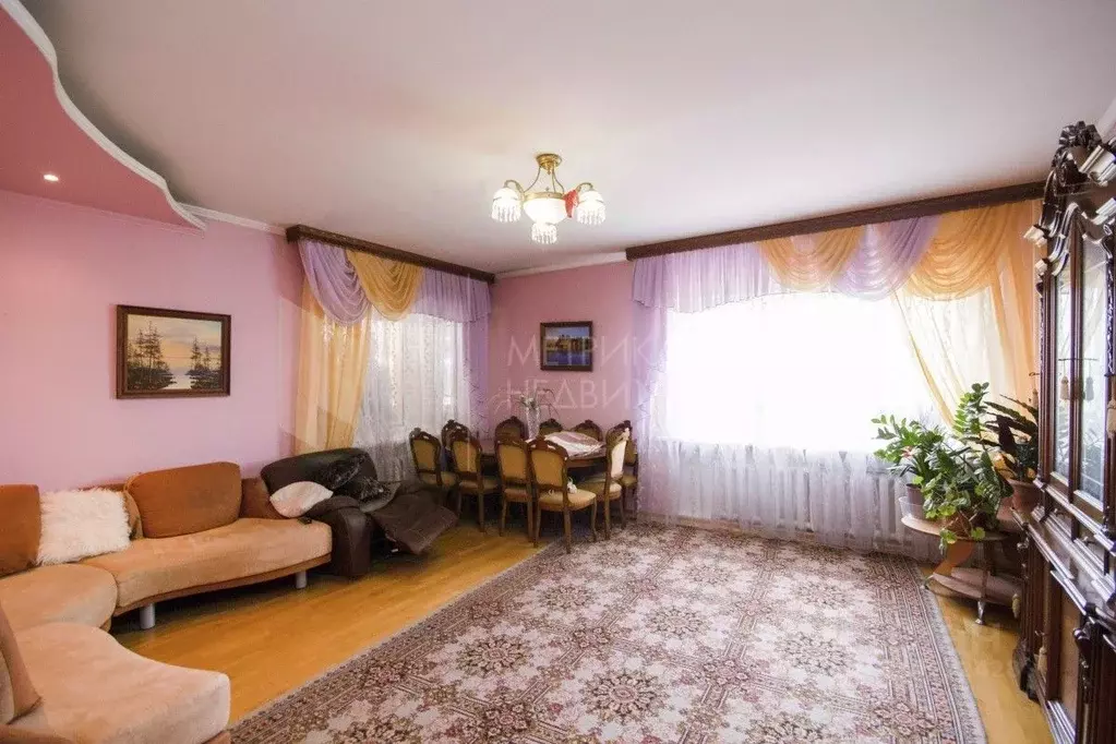 3-к кв. Тюменская область, Тюмень ул. Кирова, 6 (127.5 м) - Фото 1