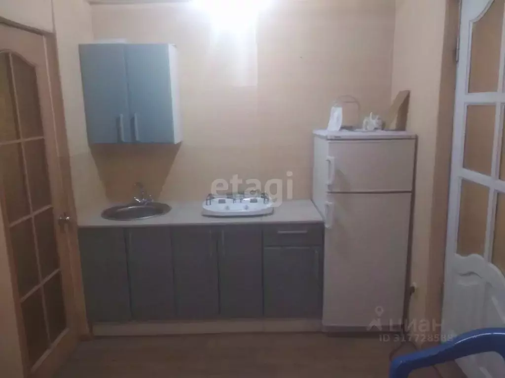 2-к кв. Крым, Алушта ул. Снежковой (30.0 м) - Фото 0