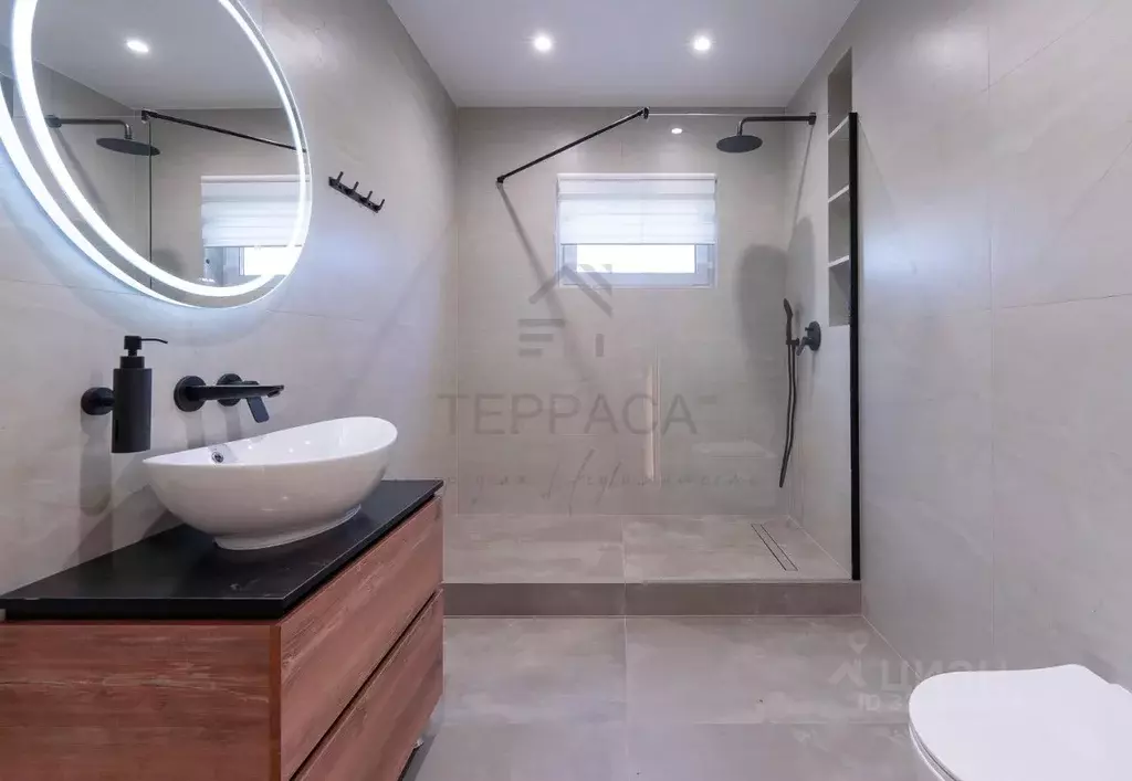 Дом в Ленинградская область, Ломоносовский район, Виллозское городское ... - Фото 1