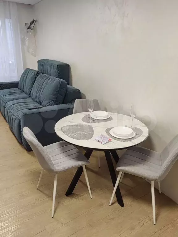 1-к. квартира, 52 м, 7/12 эт. - Фото 1