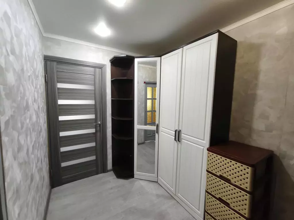 Продаётся 4-к квартира, 59.5 м - Фото 0
