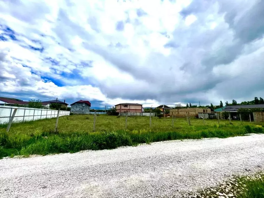 Участок в Крым, Симферопольский район, Добровское с/пос, с. Пионерское ... - Фото 1