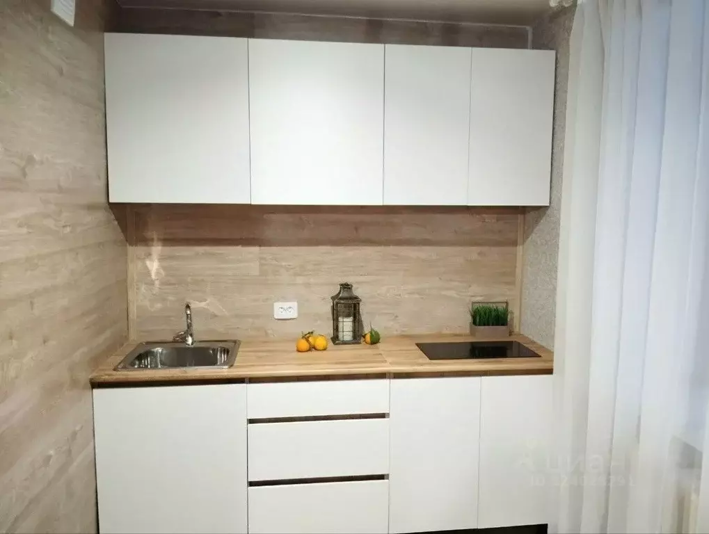 Студия Свердловская область, Екатеринбург ул. Хвойная, 76к2 (23.8 м) - Фото 2