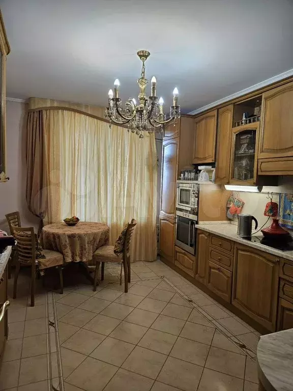 Комната 14 м в 3-к., 3/6 эт. - Фото 1