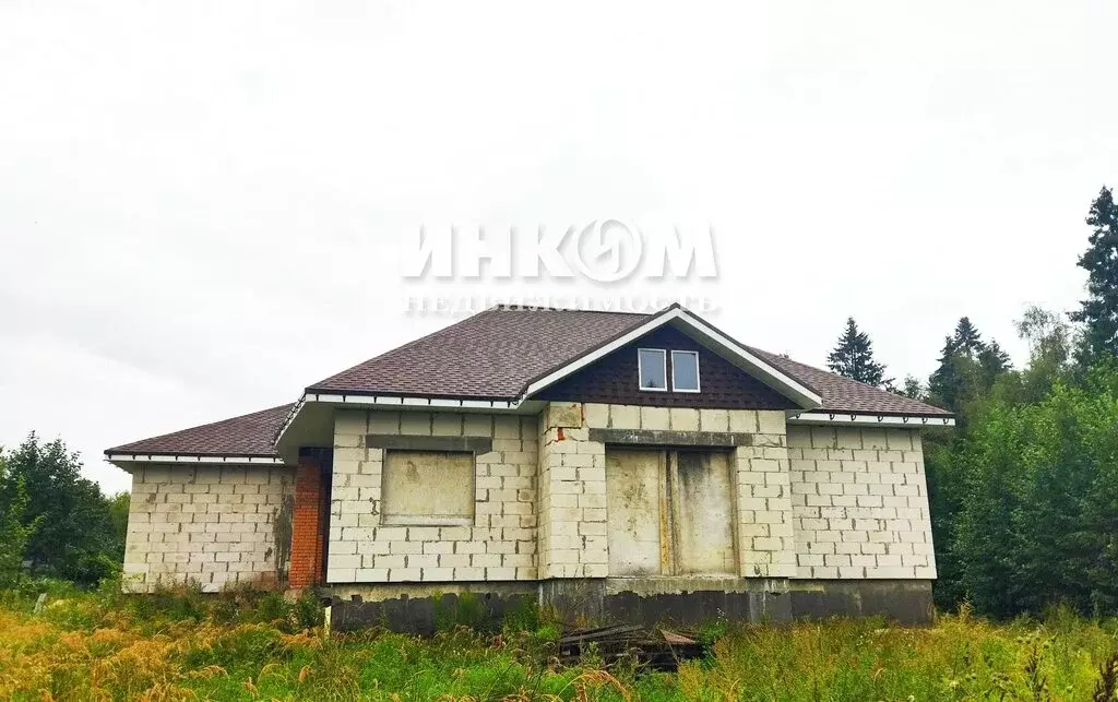 Дом в Толстяково, Карьерная улица, 67 (270 м) - Фото 1