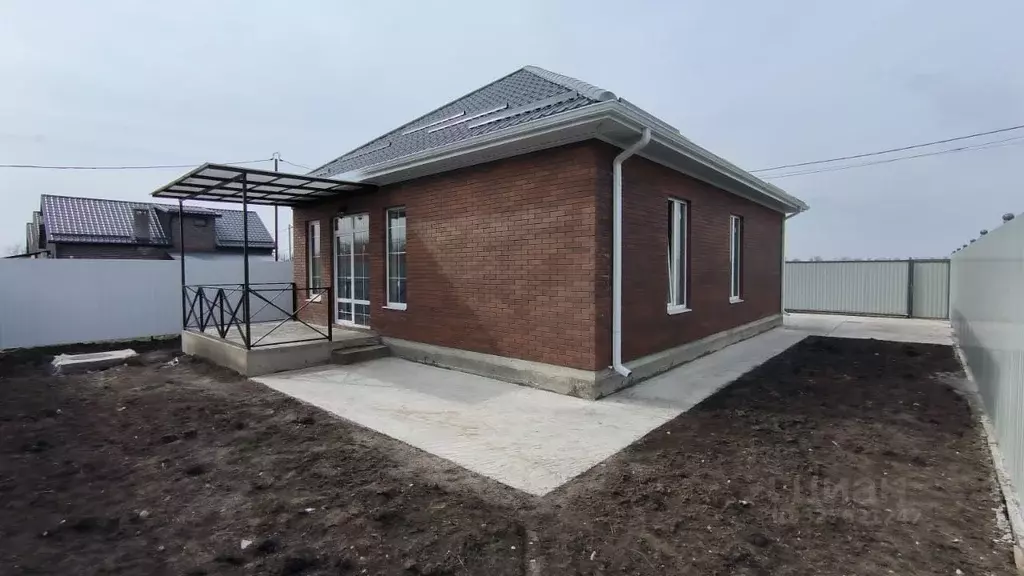 Дом в Адыгея, Тахтамукайский район, Энемское городское поселение  (100 ... - Фото 1