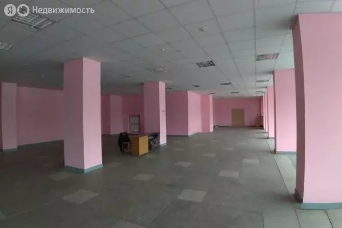 Помещение свободного назначения (1800 м) - Фото 0