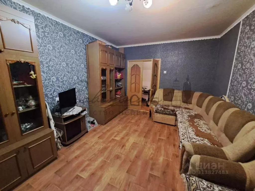 3-к кв. Белгородская область, Старый Оскол Юбилейный мкр, 5 (61.8 м) - Фото 0