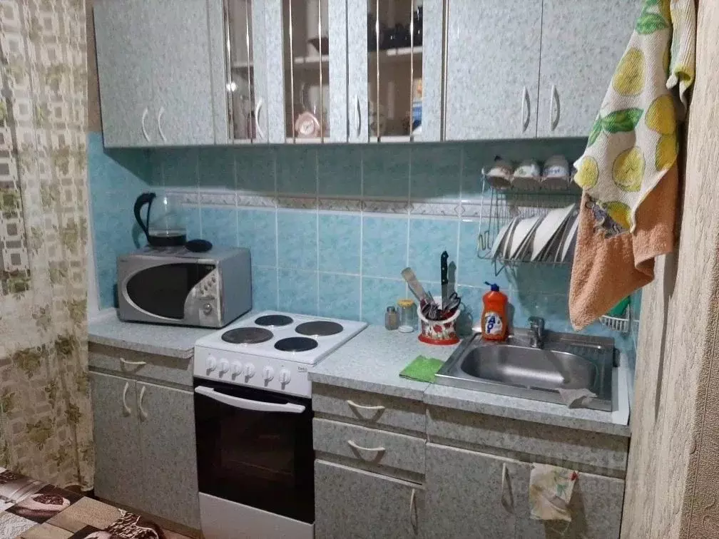 4-к кв. Хакасия, Абакан ул. Тельмана, 87 (61.8 м) - Фото 1