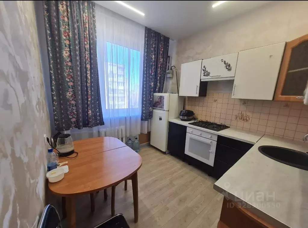 2-к кв. Калининградская область, Калининград ул. Багратиона, 123 (56.0 ... - Фото 2