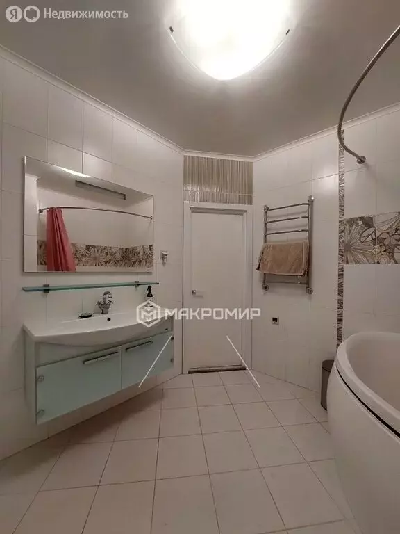 2-комнатная квартира: Реутов, улица Октября, 18 (74 м) - Фото 1