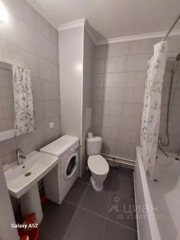 1-к кв. Санкт-Петербург ул. Ивинская, 13 (35.0 м) - Фото 0