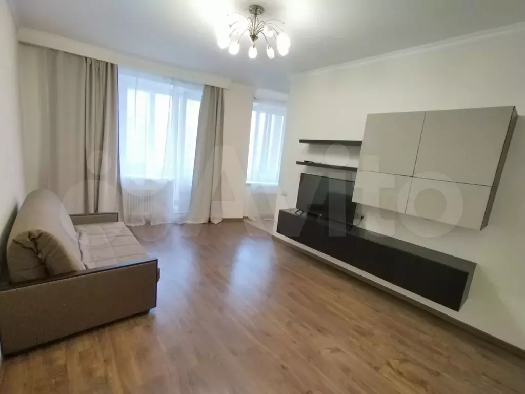 1-к. квартира, 52 м, 3/25 эт. - Фото 0
