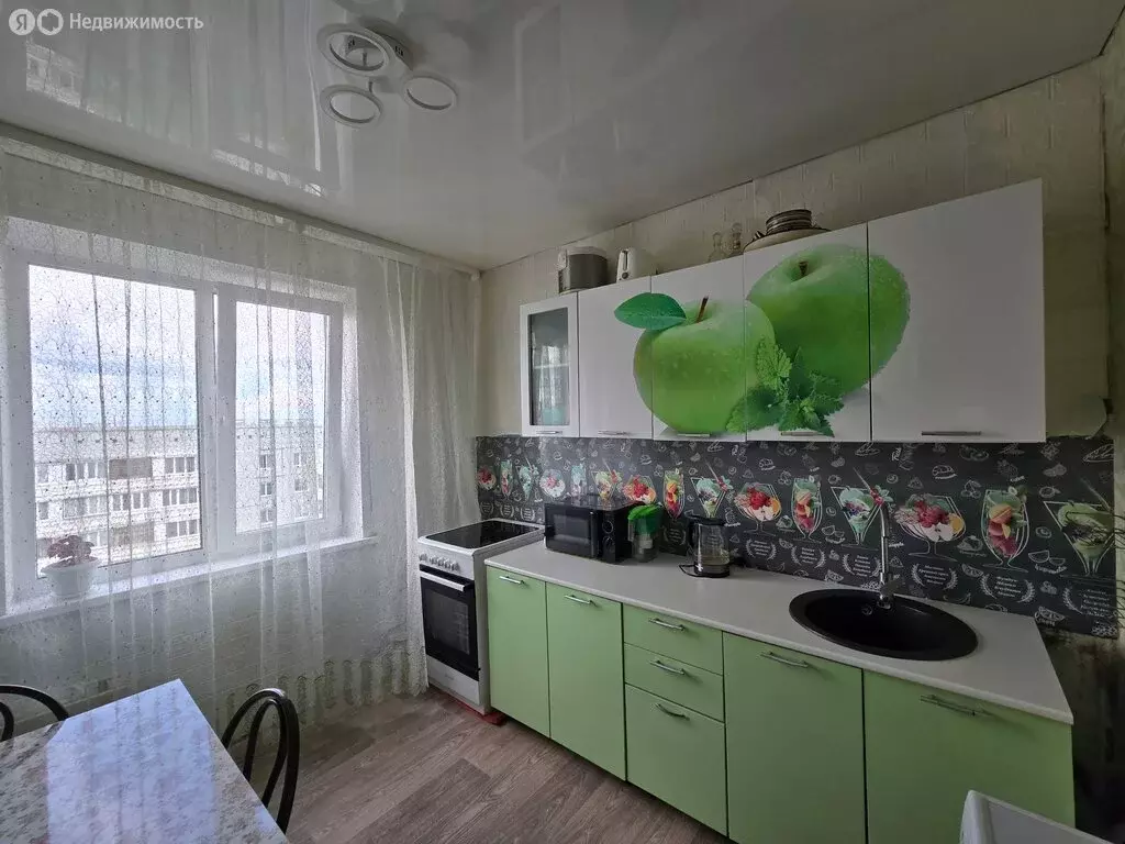 3-комнатная квартира: Омск, улица Конева, 14к2 (68.2 м) - Фото 1