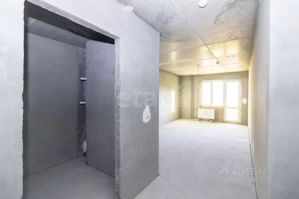 Студия Тюменская область, Тюмень ул. Новоселов, 113 (27.2 м) - Фото 1