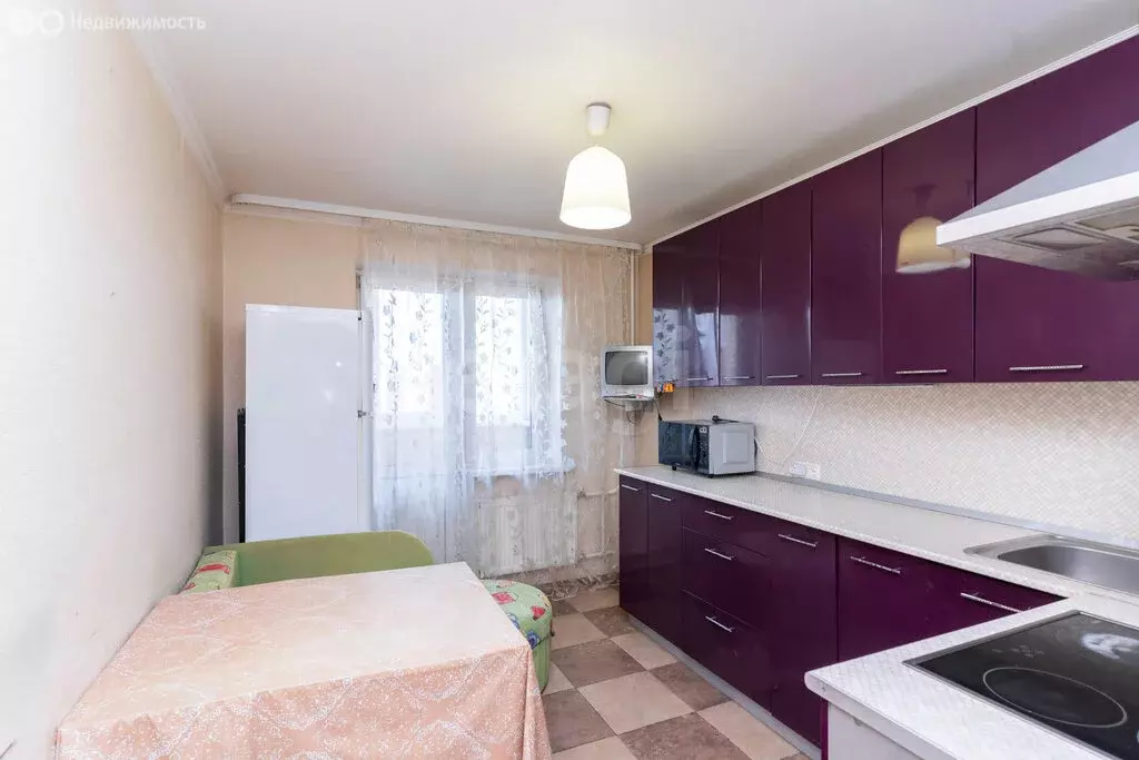 2-комнатная квартира: Тюмень, улица Пермякова, 81 (52.5 м) - Фото 2