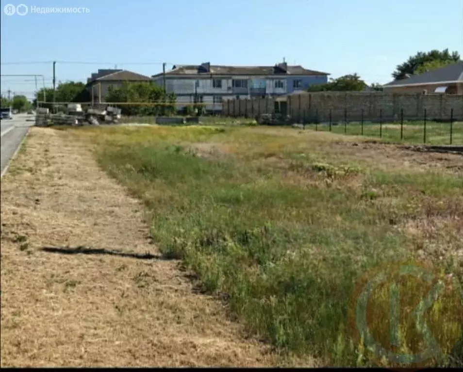 Участок в Республика Крым, посёлок городского типа Раздольное (8 м) - Фото 2